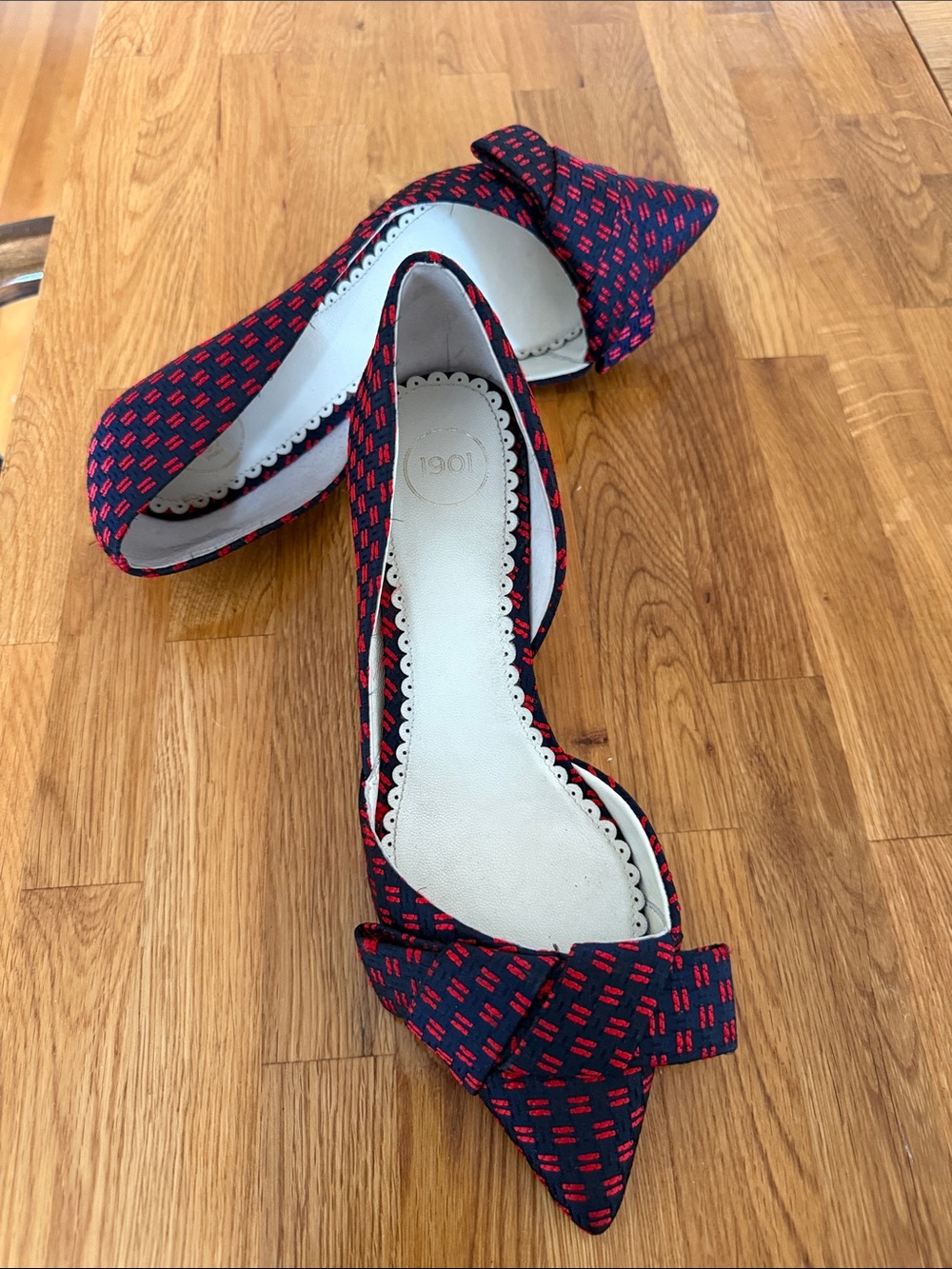 Nordstrom 1901 Navy Barrett Bow Red Navy Pointed Toe Pump, Kitten Heel